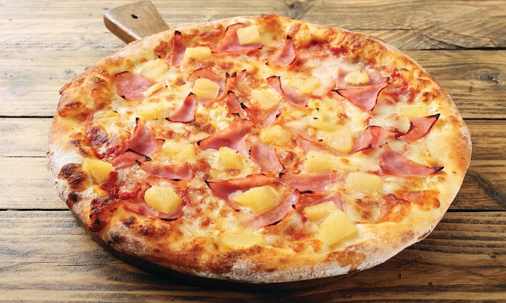 10 Hawaiian Pizza